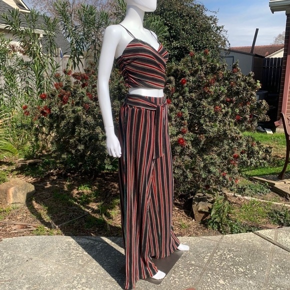 NWT House Of Harlow 1960 Relaxed Fit Flare Leg Boho Bubble Palazzo Pants - Picture 4 of 11